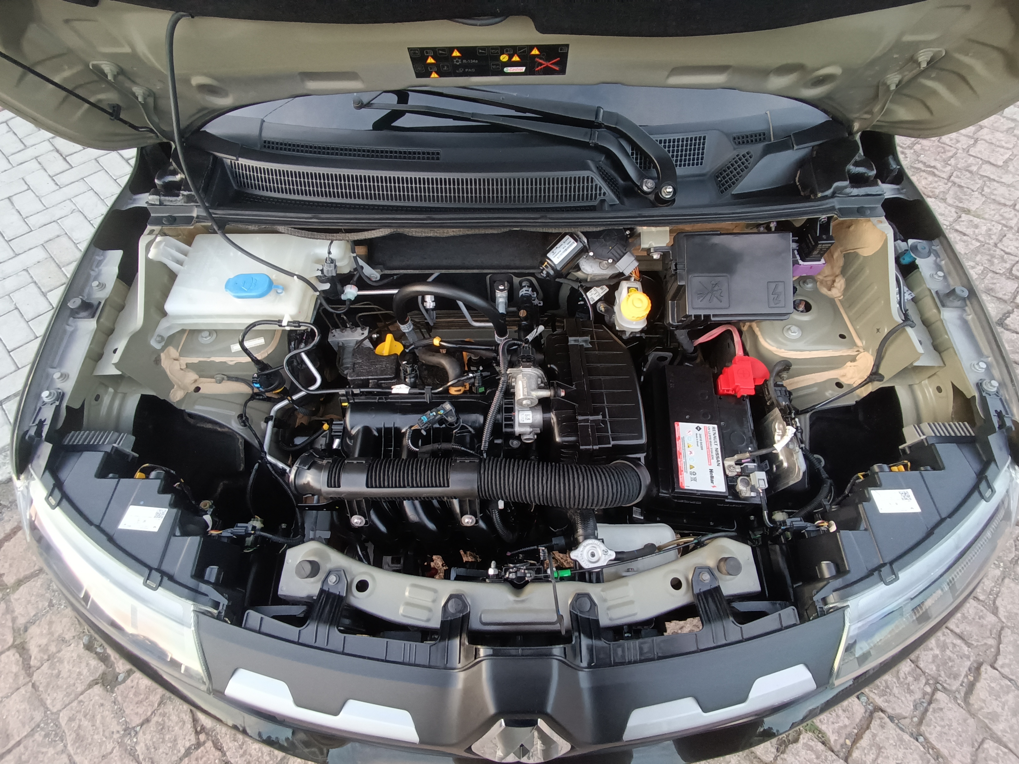 Carro/Camioneta - RENAULT - KWID - OUTSIDER 1.0 Flex 12V 5p Mec. - 2023