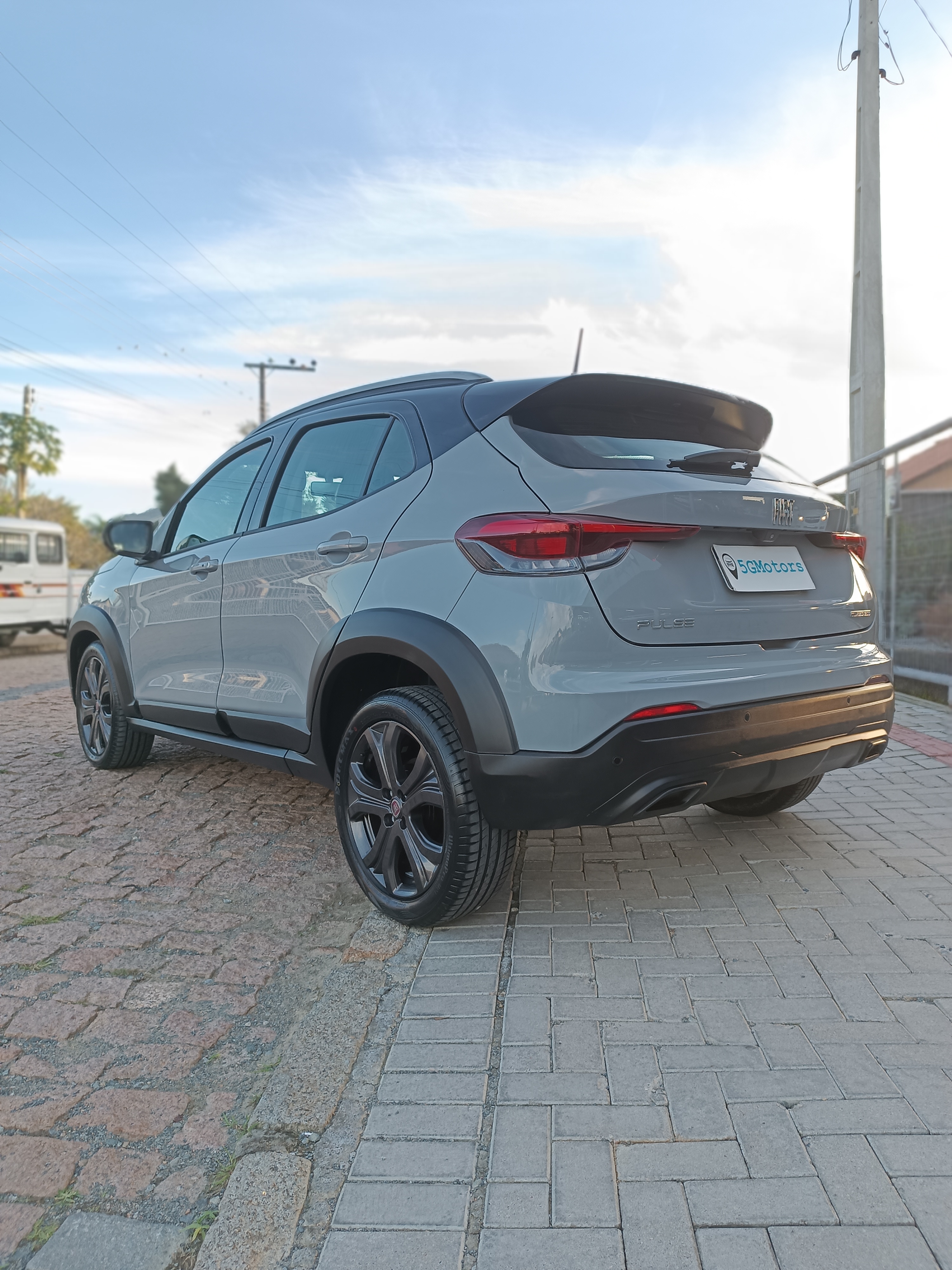 Carro/Camioneta - FIAT - PULSE - DRIVE 1.0 Turbo 200 Flex Aut. - 2022