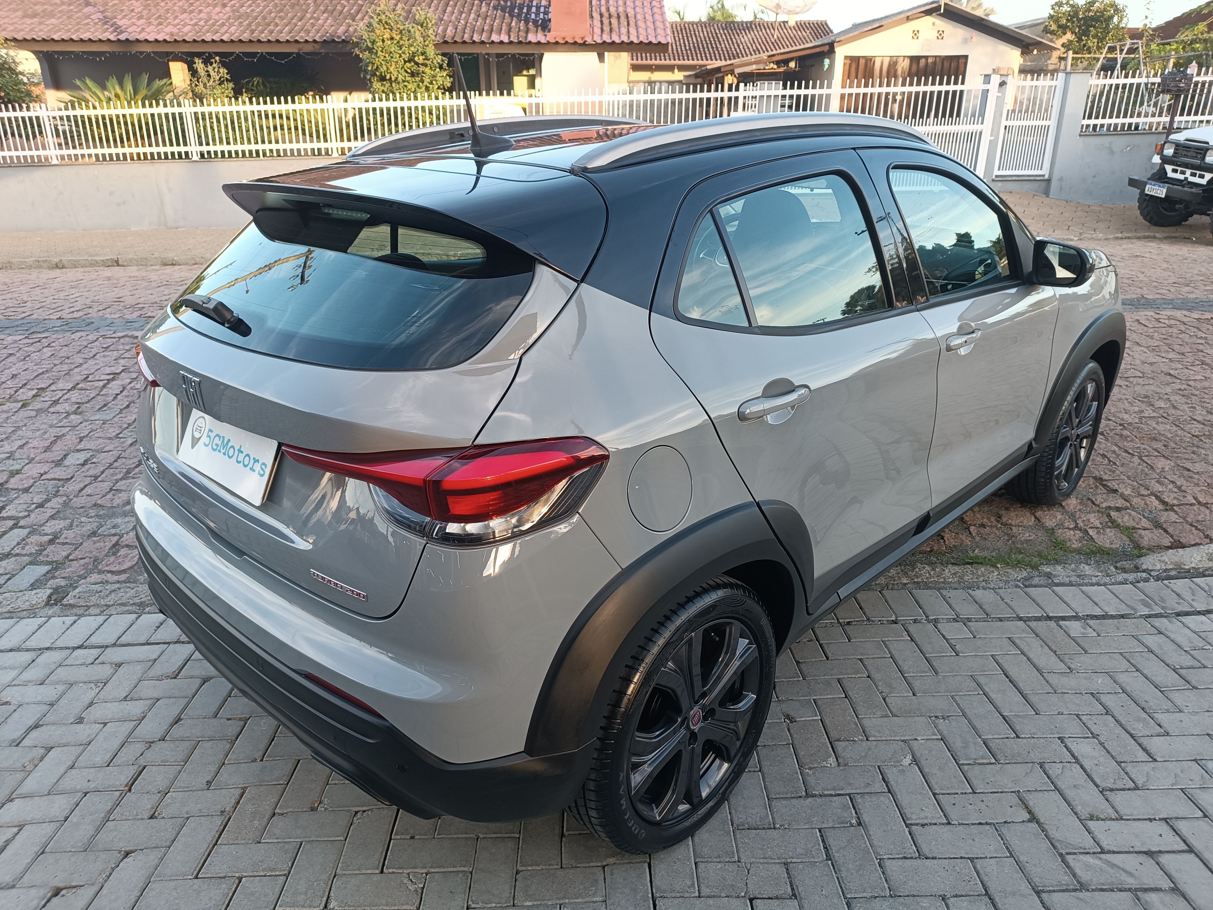 Carro/Camioneta - FIAT - PULSE - DRIVE 1.0 Turbo 200 Flex Aut. - 2022