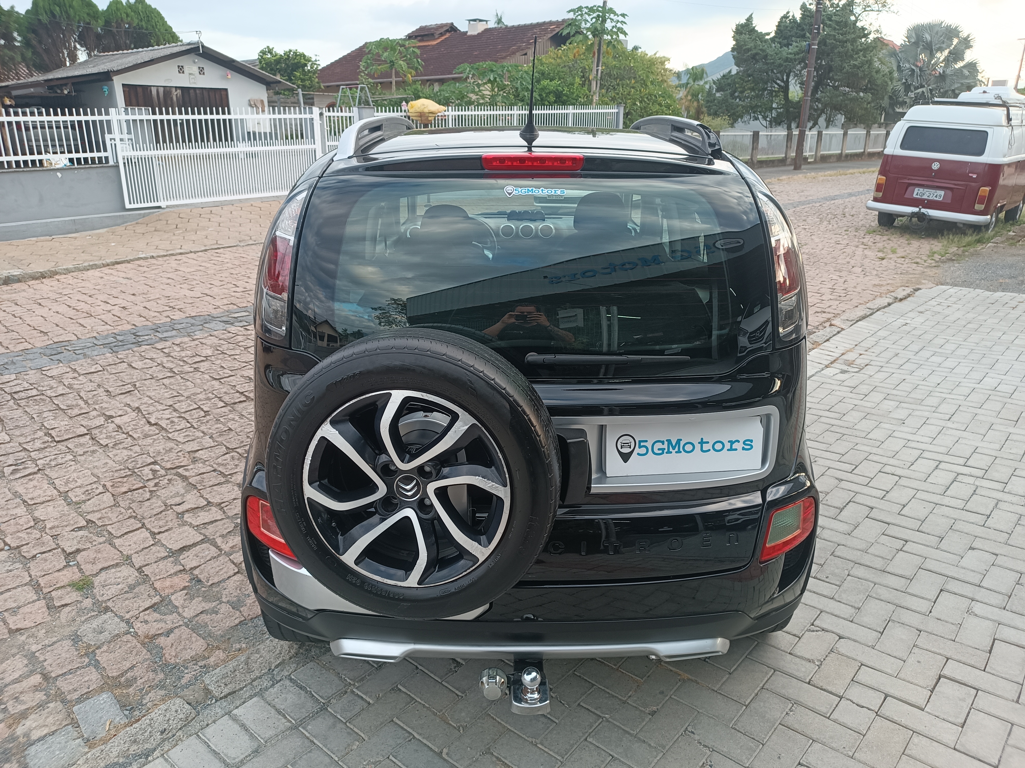 Carro/Camioneta - CITROËN - C3 - Picasso GLX 1.6 Flex 16V 5p Aut. - 2011