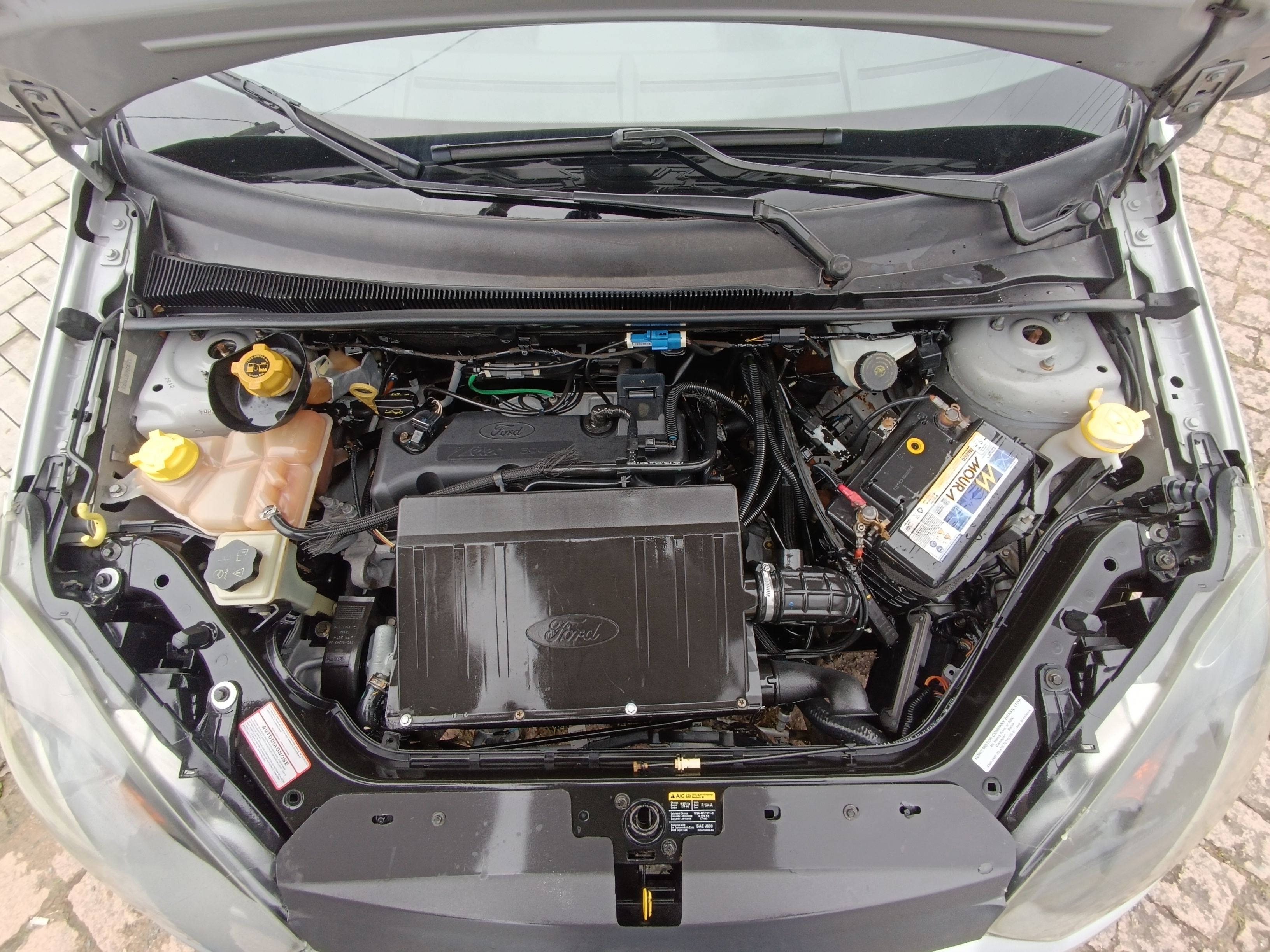 Carro/Camioneta - FORD - Fiesta - 1.0 8V Flex/Class 1.0 8V Flex 5p - 2011